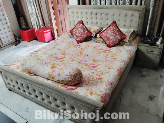 Bed with Side Table & Almirah